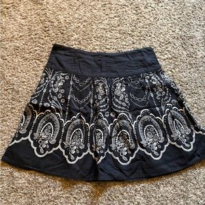 Kimchi Black and White paisley Skirt